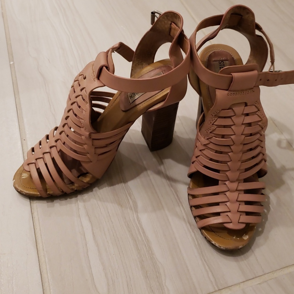 Steve Maden nude sandal